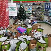 Weihnachtsbaumaktion im Karbener Fressnapfmarkt